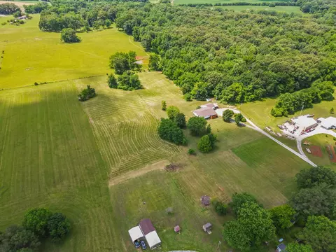 View/Area - 4919 Pulliam Hardaway Rd, Springfield, TN 37172 photo 4 of 16
