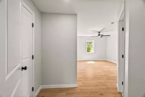 Entry Way - 4919 Pulliam Hardaway Rd, Springfield, TN 37172 photo 1 of 2