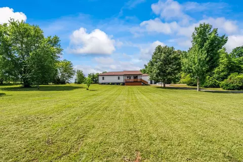 Exterior - 4919 Pulliam Hardaway Rd, Springfield, TN 37172 photo 4 of 19