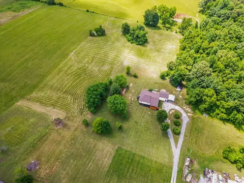View/Area - 4919 Pulliam Hardaway Rd, Springfield, TN 37172 photo 5 of 16