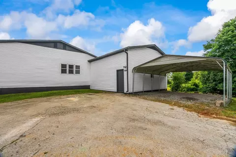 Exterior - 4919 Pulliam Hardaway Rd, Springfield, TN 37172 photo 9 of 19