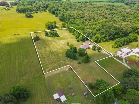 View/Area - 4919 Pulliam Hardaway Rd, Springfield, TN 37172 photo 1 of 16