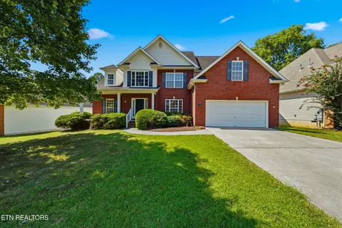 1721 Bombay Ln, Knoxville, TN 37932