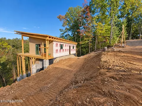 3256 Emerald Springs Loop, Sevierville, TN 37862