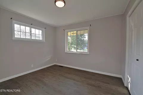 Bedroom - 2718 Mayfield Dr, Talbott, TN 37877 photo 1 of 4