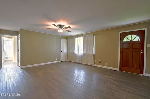 Living - 2718 Mayfield Dr, Talbott, TN 37877 photo 1 of 3