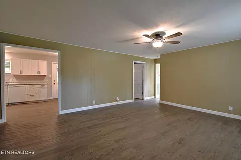 Living - 2718 Mayfield Dr, Talbott, TN 37877 photo 2 of 3