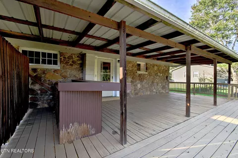 Exterior - 2718 Mayfield Dr, Talbott, TN 37877 photo 5 of 8