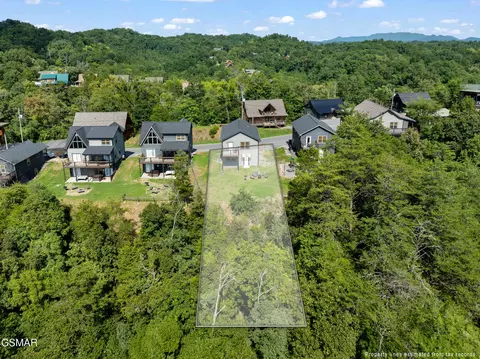 View/Area - 2107 Eagle Feather Dr, Sevierville, TN 37862 photo 2 of 4