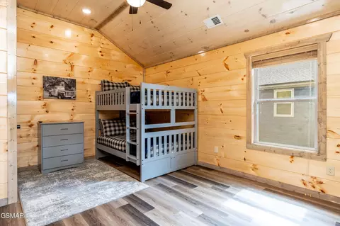 Bedroom - 2107 Eagle Feather Dr, Sevierville, TN 37862 photo 9 of 9