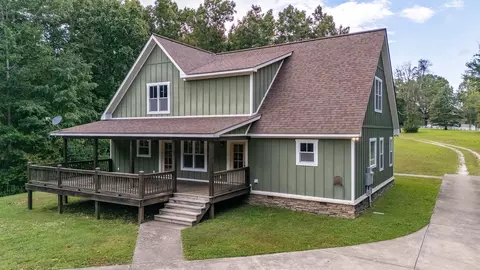 Exterior - 700 Old Johnson Lake Rd, Loretto, TN 38469 photo 3 of 13