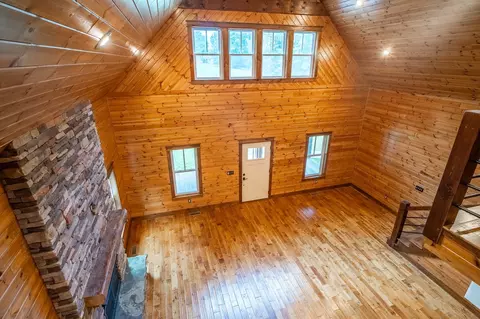 Living - 700 Old Johnson Lake Rd, Loretto, TN 38469 photo 9 of 9