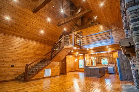 Living - 700 Old Johnson Lake Rd, Loretto, TN 38469 photo 3 of 9
