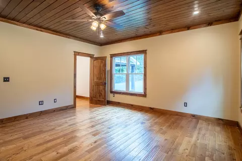 Bedroom - 700 Old Johnson Lake Rd, Loretto, TN 38469 photo 1 of 6