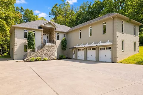 714 Hillwood Blvd, Nashville, TN 37205