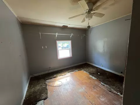 Bedroom - 617 E Main St, Decherd, TN 37324 photo 2 of 3