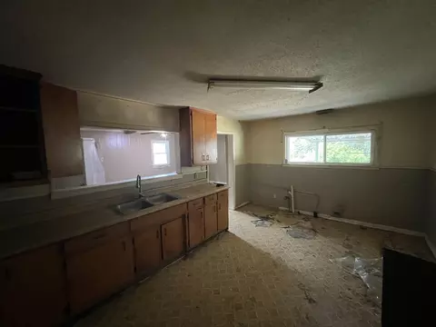 Kitchen - 617 E Main St, Decherd, TN 37324 photo 1 of 1