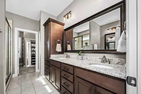 Bath - 602 Ruby Oaks Ln, Murfreesboro, TN 37128 photo 1 of 6