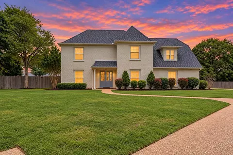 2063 Dalkeith Dr, Germantown, TN 38139