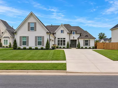 9606 Grays Hollow Dr, Cordova, TN 38018