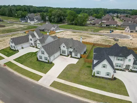 9606 Grays Hollow Dr, Cordova, TN 38018