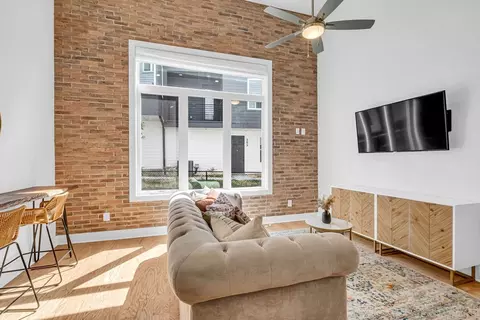 1041 E Trinity Ln #118, Nashville, TN 37216