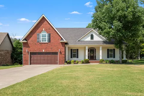 720 Twin View Dr, Murfreesboro, TN 37128