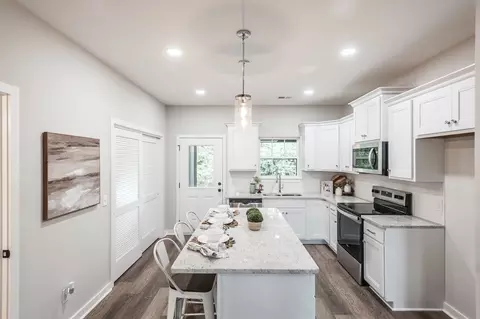 Kitchen - 158 Skeeter Way, Springfield, TN 37172 photo 1 of 5