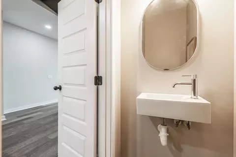 Bath - 158 Skeeter Way, Springfield, TN 37172 photo 1 of 4