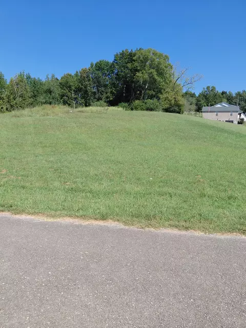 5 Rivercrest, Castalian Springs, TN 37031