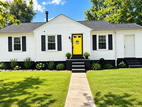 130 Anderson Dr, Tullahoma, TN 37388