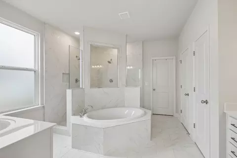 Bath - 4005 John Marsh Rd, Spring Hill, TN 37174 photo 1 of 4