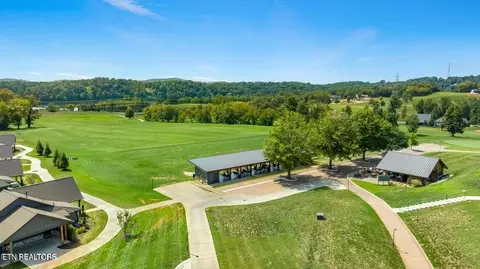 651 Eagle Pt Dr, Loudon, TN 37774 photo 11