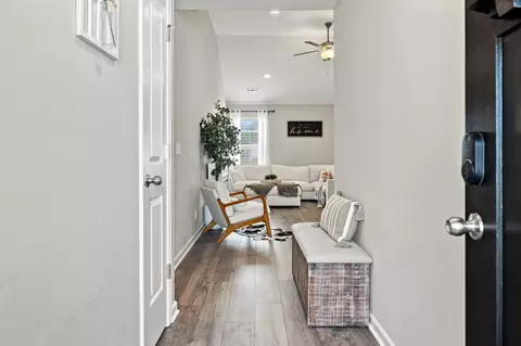 Entry Way - 519 Ruby Cate Way, Murfreesboro, TN 37128 photo 1 of 9