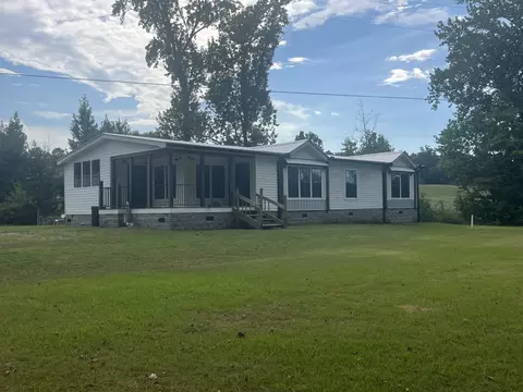 808 Johnson Hollow Rd, Waynesboro, TN 38485