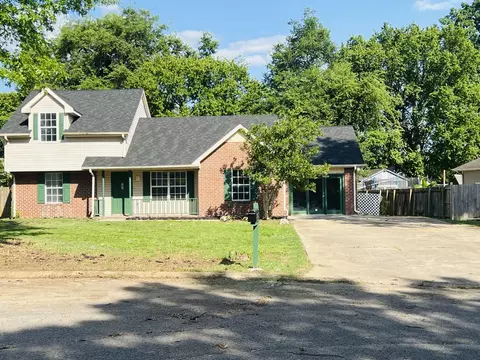 902 Regalwood Ct, Smyrna, TN 37167