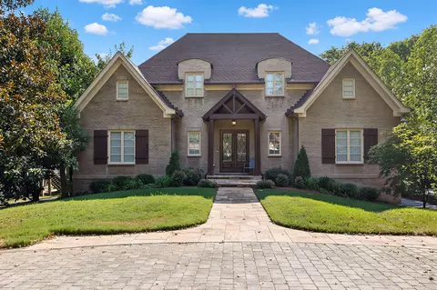 4330 Lindawood Dr, Nashville, TN 37215