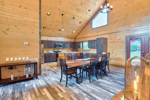 Dining - 1908 Eagle Ct, Sevierville, TN 37876 photo 5 of 6