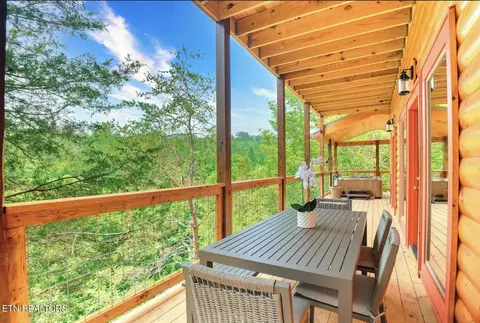 Exterior - 1908 Eagle Ct, Sevierville, TN 37876 photo 9 of 12