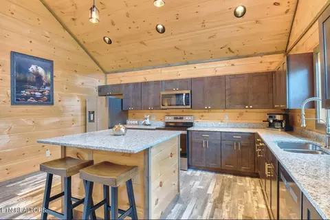 Kitchen - 1908 Eagle Ct, Sevierville, TN 37876 photo 1 of 1