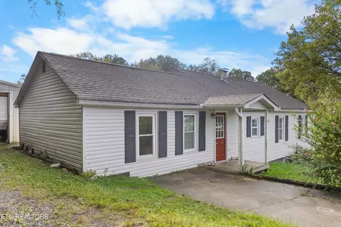 4854 Co Op Rd, Rockford, TN 37853