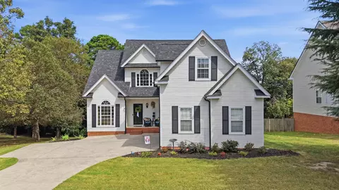 10558 Daffodil Cir, Soddy Daisy, TN 37379