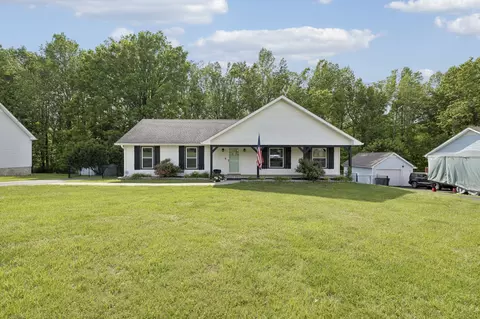 105 Hilco Dr, Lafayette, TN 37083