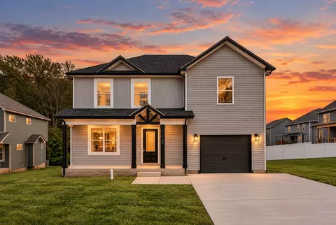 1166 Boulder Pass Rd, Clarksville, TN 37042
