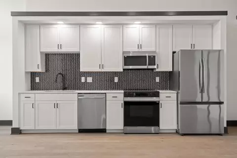 Kitchen - 2424 E 18th St, Chattanooga, TN 37404 photo 2 of 2