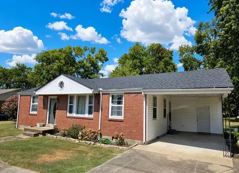 388 Melpar Dr, Nashville, TN 37211