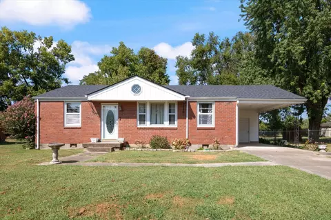 388 Melpar Dr, Nashville, TN 37211