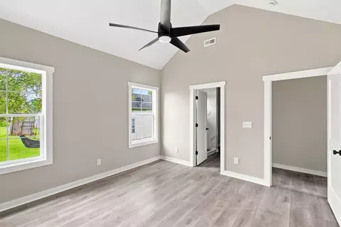 Bedroom - 207 Scott St, Dickson, TN 37055 photo 1 of 5