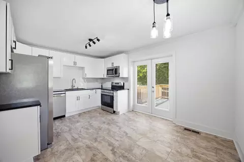Kitchen - 375 E Hills Rd, Jasper, TN 37347 photo 2 of 3