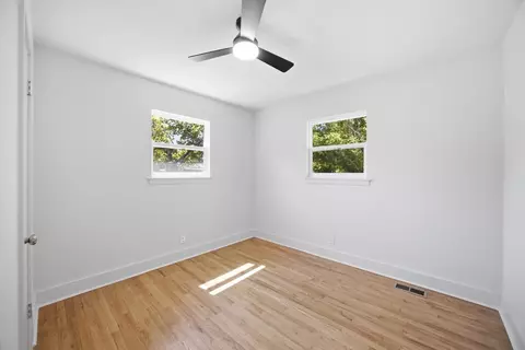 Bedroom - 375 E Hills Rd, Jasper, TN 37347 photo 6 of 8